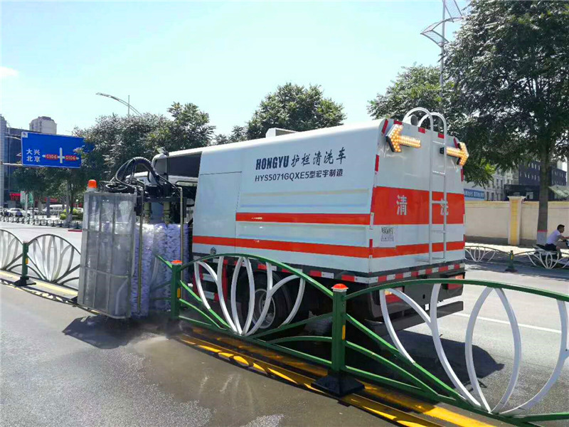 慶鈴五十鈴護(hù)欄清洗車-護(hù)欄清洗車價(jià)格報(bào)價(jià)-程力廠家直銷 慶鈴五十鈴護(hù)欄清洗車-護(hù)欄清洗車價(jià)格報(bào)價(jià)-程力廠家直銷